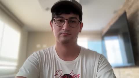 Alex online show from April 2026 09:50:02 PM