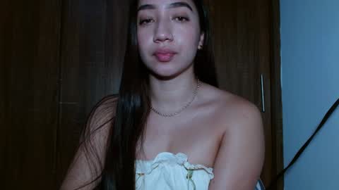 leanaalhub online show from December 2024 11:56:02 PM