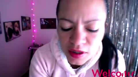 Leandra online show from January 2025 03:29:02 PM