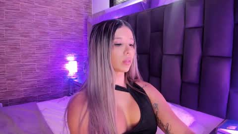 Maria Leandra  Lopeira online show from October 2025 08:40:02 PM