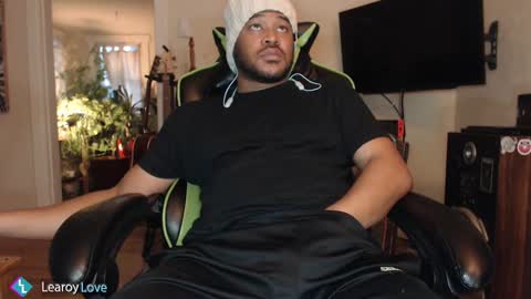 Learoy online show from December 2024 11:32:01 PM