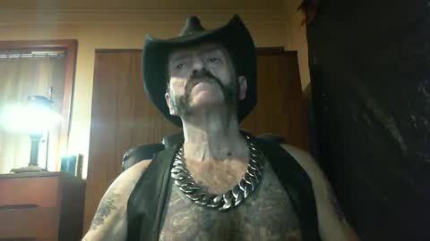 leathergreaser online show from October 2025 07:37:01 PM