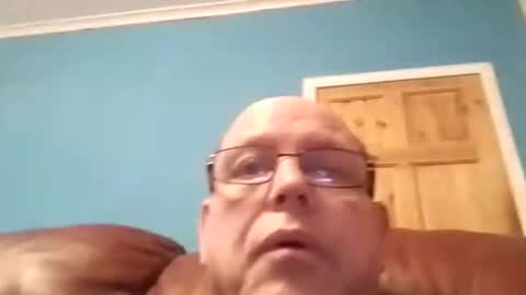 leatherpants68 online show from November 2025 05:46:02 PM