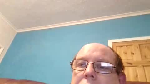 leatherpants68 online show from April 2026 09:15:02 PM