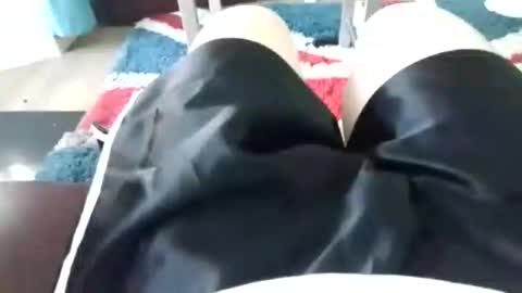 leatherpants68 online show from June 2026 06:40:02 PM