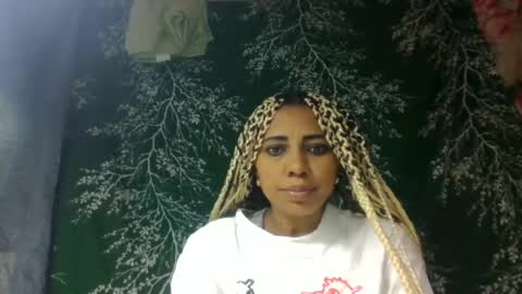Snapshot of leatianaa chatting on June 2026 05:12:01 AM leatianaa online show from June 2026 05:12:01 AM