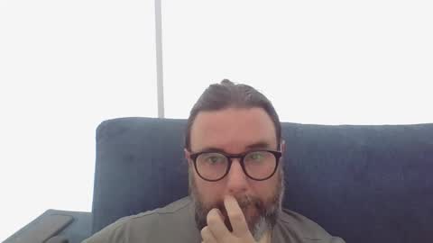 Snapshot of lecheare28 chatting on February 2025 04:36:02 PM lecheare28 online show from February 2025 04:36:02 PM