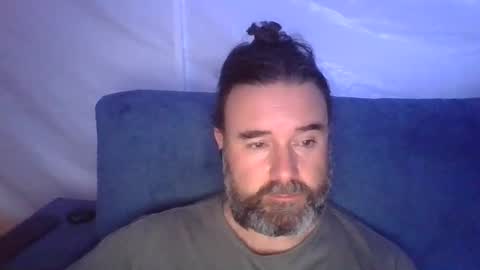 Snapshot of lecheare28 chatting on February 2025 07:41:01 PM lecheare28 online show from February 2025 07:41:01 PM