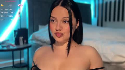 Amelie online show from January 2026 07:17:02 PM