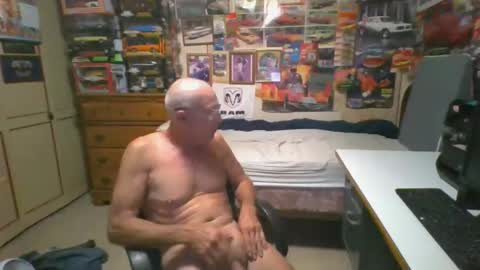 leezamm1132 online show from April 2026 09:01:02 AM