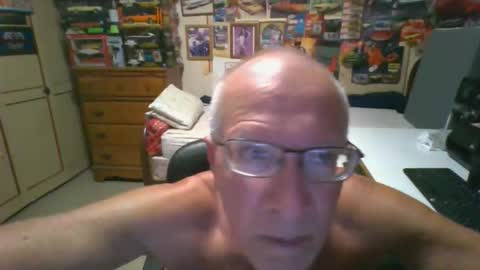leezamm1132 online show from April 2026 03:21:02 AM