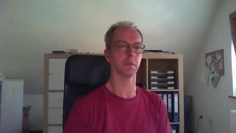 Snapshot of lefti27 chatting on September 2025 11:01:02 AM Dave online show from September 2025 11:01:02 AM