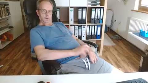 Snapshot of lefti27 chatting on July 2026 02:20:01 PM Dave online show from July 2026 02:20:01 PM
