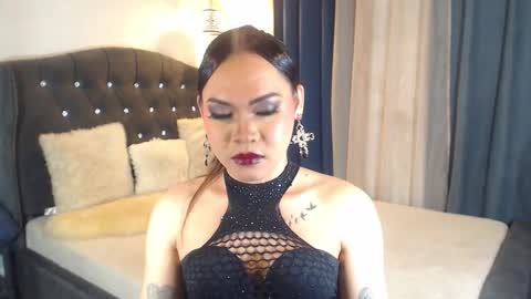 legendarysofia online show from October 2025 12:50:01 PM