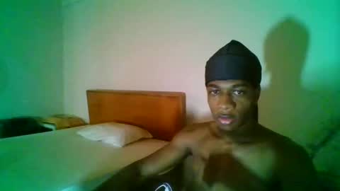 Snapshot of leger810765 chatting on September 2025 07:04:01 PM Adrian online show from September 2025 07:04:01 PM