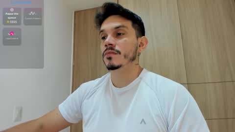 Alejandro online show from November 2025 10:54:02 AM