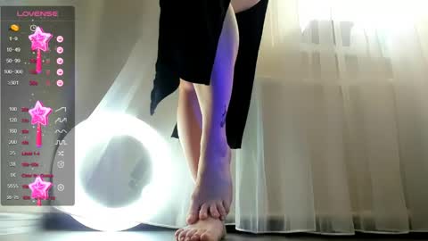 Snapshot of legsofjoy chatting on March 2026 10:37:01 AM lola online show from March 2026 10:37:01 AM