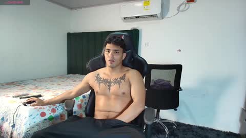 Snapshot of lei_77 chatting on January 2025 12:54:01 AM Lei online show from January 2025 12:54:01 AM