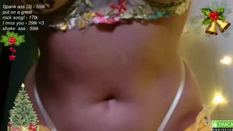 Snapshot of leia_bell chatting on January 2025 07:34:01 PM hey Im Leia and I love rock online show from January 2025 07:34:01 PM