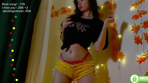 Snapshot of leia_bell chatting on October 2025 07:14:02 PM hey Im Leia and I love rock online show from October 2025 07:14:02 PM