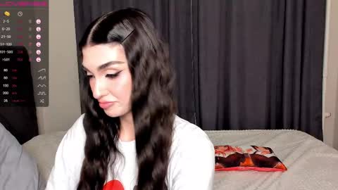 Leila online show from April 2026 08:12:02 PM