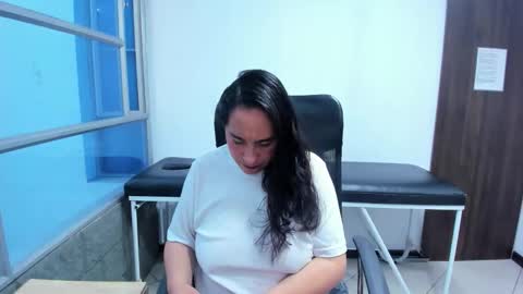 Leila online show from January 2026 12:42:01 PM