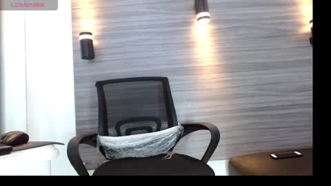 lelehott01 online show from July 2026 03:22:01 AM