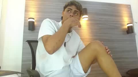 lelehott01 online show from July 2026 02:42:01 AM