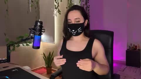 Lemi online show from December 2025 02:37:02 PM