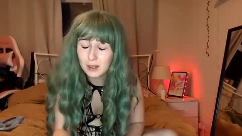 lemonmczesty online show from November 2025 05:03:02 PM