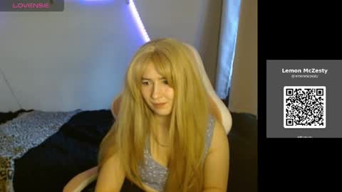 lemonmczesty online show from May 2026 07:00:02 PM