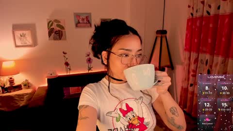 lemoonpeach online show from January 2025 04:23:02 AM