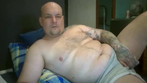 Snapshot of len_iwy chatting on April 2026 02:17:02 AM len_iwy online show from April 2026 02:17:02 AM