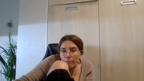 lena6122000 online show from October 2025 08:32:02 PM