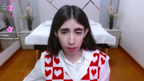 Lena online show from November 2025 01:11:01 PM