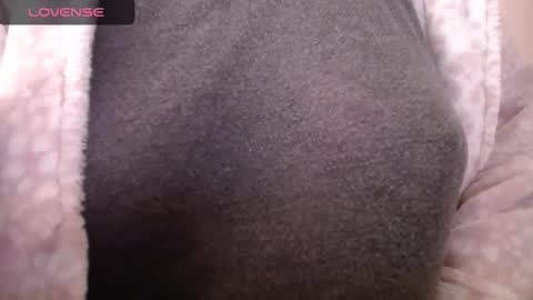 lenagolden online show from November 2025 12:04:02 PM