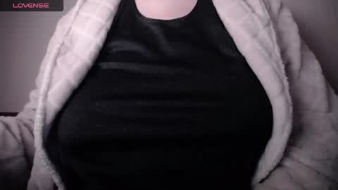 lenagolden online show from February 2026 05:39:02 AM