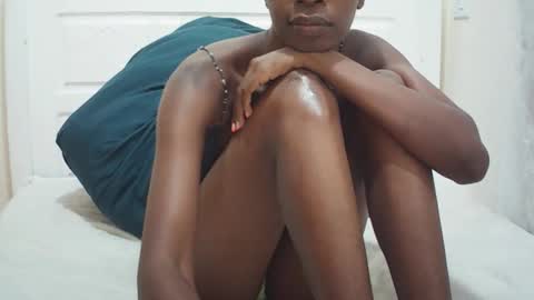 Snapshot of lenah6 chatting on November 2025 07:25:02 PM lenah6 online show from November 2025 07:25:02 PM