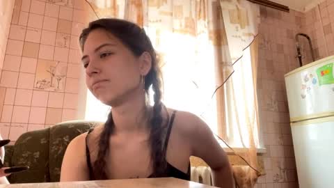 Snapshot of lenniepennachio chatting on April 2026 07:18:01 AM Hellomy name is Natalyits my first day here nice to meet you Give me 50 thumbs ups online show from April 2026 07:18:01 AM