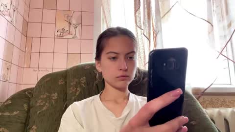 Snapshot of lenniepennachio chatting on April 2026 01:41:02 PM Hellomy name is Natalyits my first day here nice to meet you Give me 50 thumbs ups online show from April 2026 01:41:02 PM