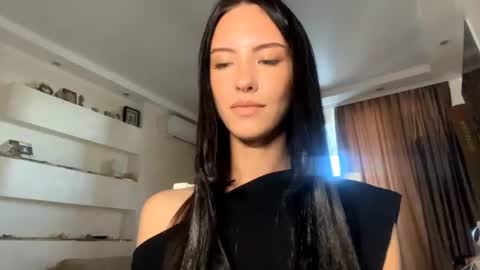 Snapshot of lenorahysquierdo chatting on July 2026 03:25:01 PM Lily online show from July 2026 03:25:01 PM
