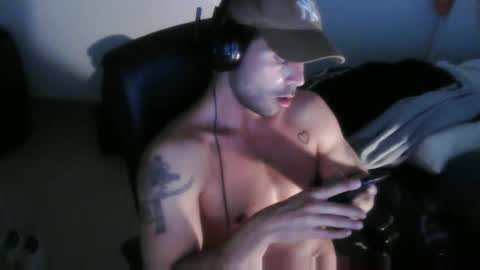 Snapshot of leo1991lol chatting on January 2026 11:48:02 AM leo1991lol online show from January 2026 11:48:02 AM
