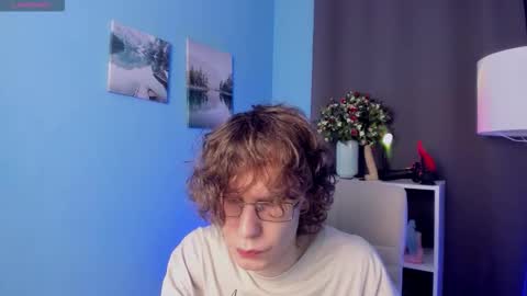 Snapshot of leo_bensyten chatting on November 2025 02:59:02 PM Leo online show from November 2025 02:59:02 PM