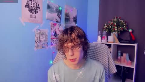 Snapshot of leo_bensyten chatting on December 2025 04:24:01 PM Leo online show from December 2025 04:24:01 PM