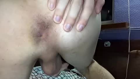 leo_cutie online show from November 2025 09:16:01 PM