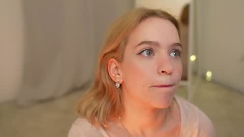  Ashly  online show from December 2024 03:53:02 PM