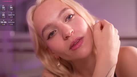  Ashly  online show from October 2025 03:35:02 PM