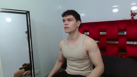 Snapshot of leo_morris chatting on January 2025 12:20:01 PM leo_morris online show from January 2025 12:20:01 PM