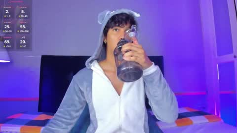 Snapshot of leo_savage_ chatting on September 2025 04:47:01 AM Leo online show from September 2025 04:47:01 AM