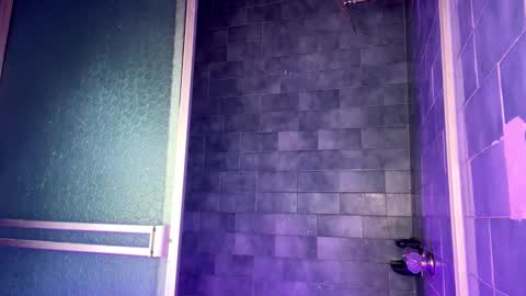 Leo online show from November 2025 04:45:02 AM